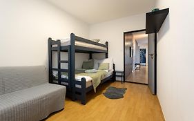 Urban Bloom Apartments By Booky